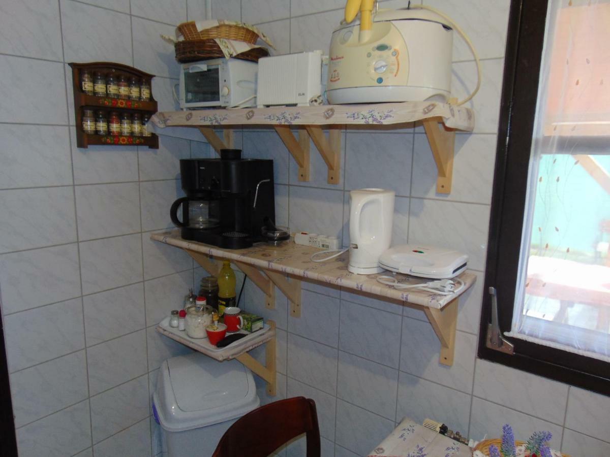 Zalahaláp Jucus Vendeghaz酒店 外观 照片